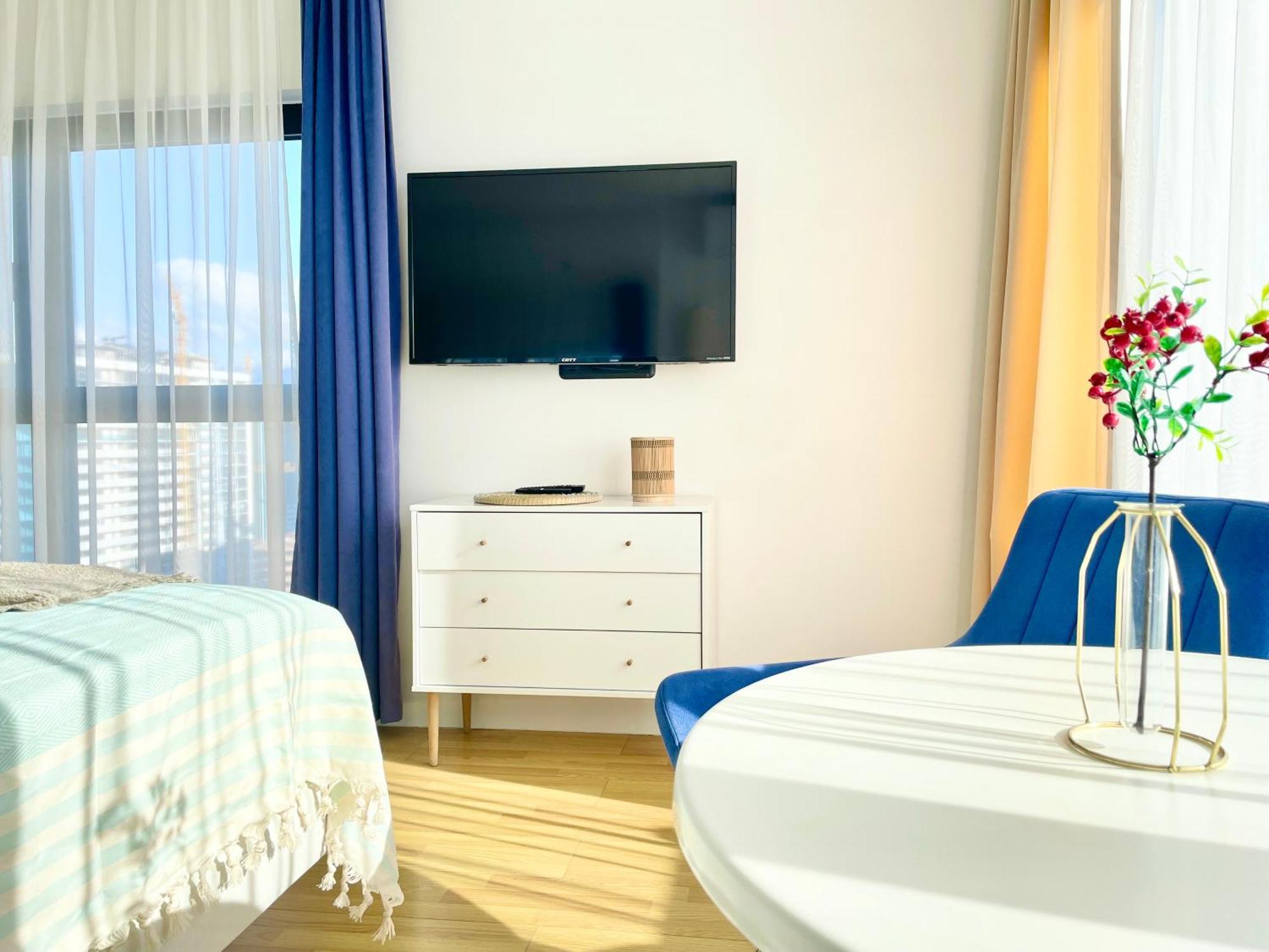 Sky Apartments Batumi Luaran gambar