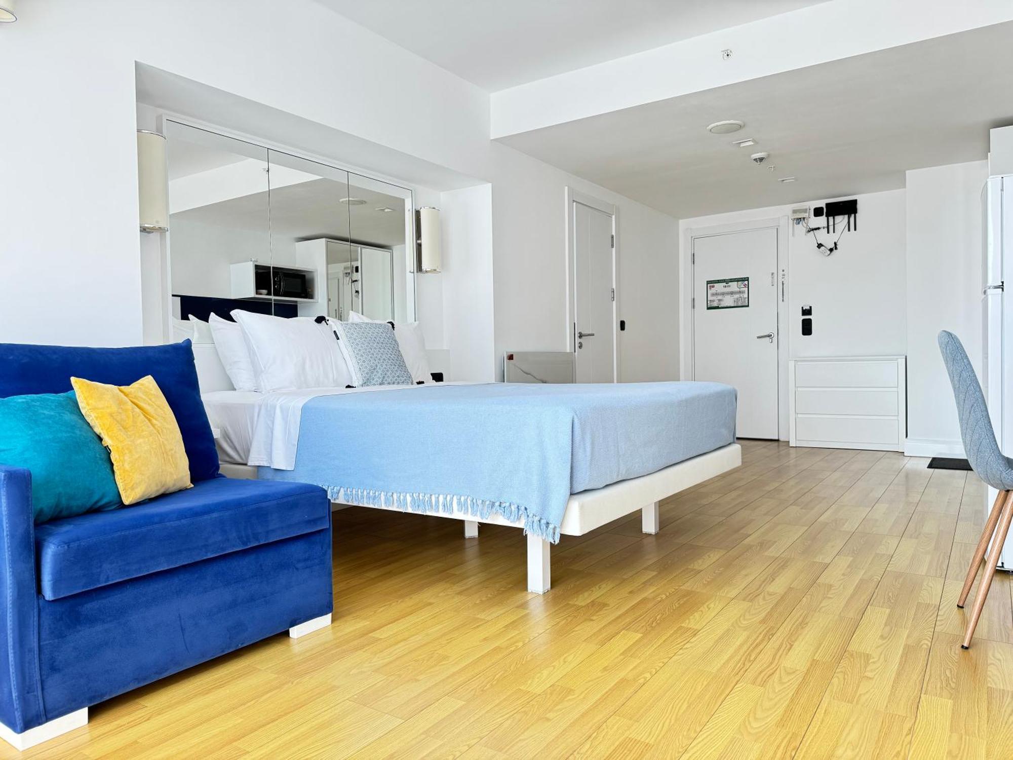 Sky Apartments Batumi Luaran gambar