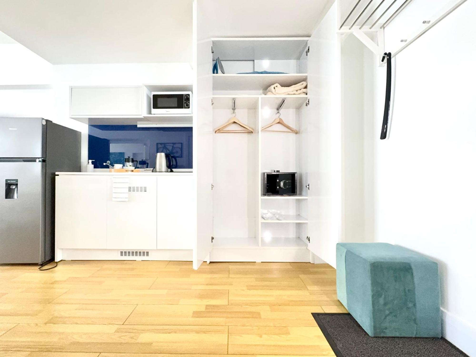 Sky Apartments Batumi Luaran gambar